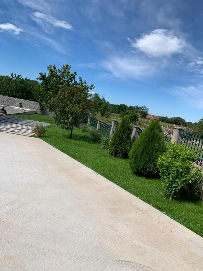 Holiday Home Endi Unesic Εξωτερικό φωτογραφία