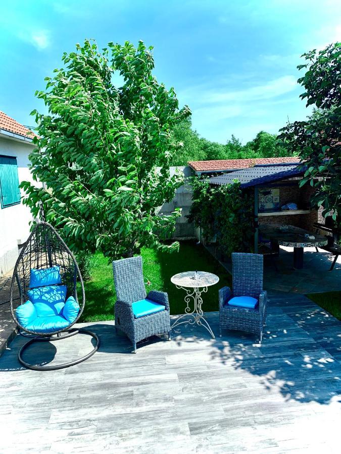 Holiday Home Endi Unesic Εξωτερικό φωτογραφία